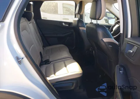 2021 Ford Escape Sel z USA, uszkodzony, nr VIN 1FMCU0H62MUA32713